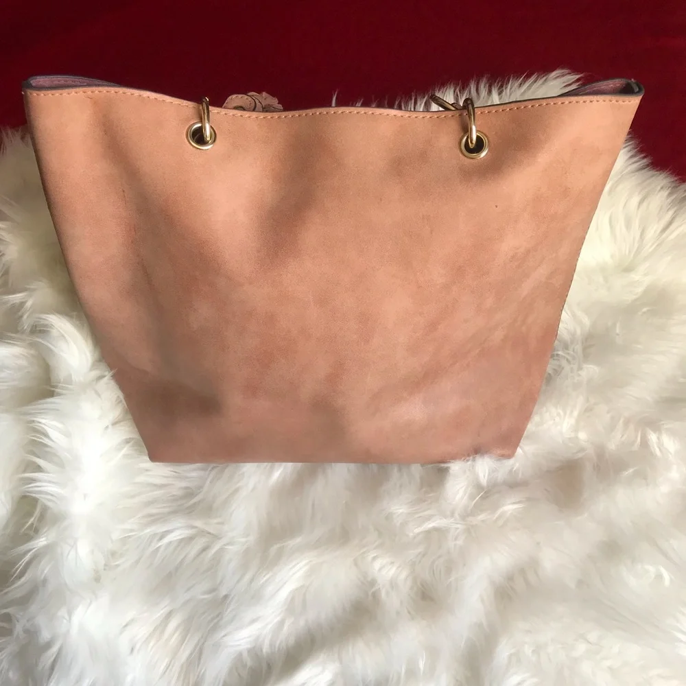 🧡NWOT🧡 TAUPE TOTE, BRAIDED TAUPE STRAPS & BRAIDED ADORNMENTS - Picture 2 of 6